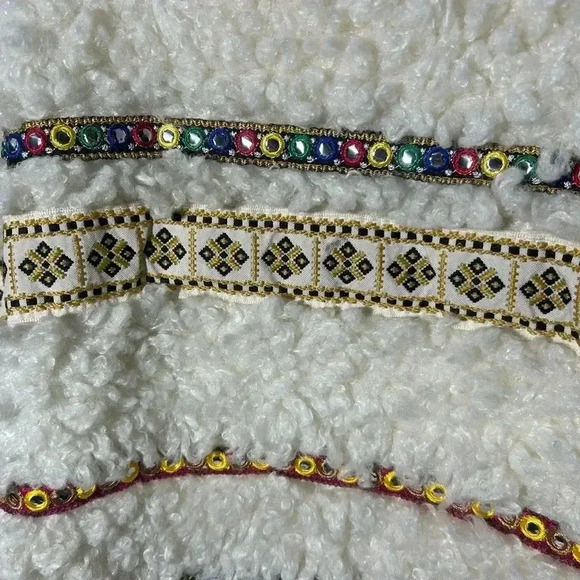 Zara Trafaluc Cream Sherpa front sweater w/bead embellishments. Size Small - Picture 4 of 9